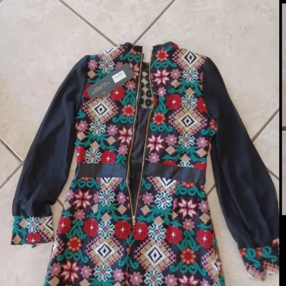 Boho embroidered midi dress size 4 - Picture 2 of 4